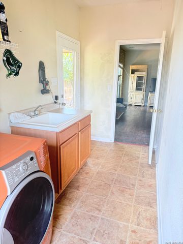 21750 Thunder Basin, San Antonio, TX 78261