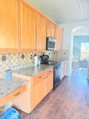 21750 Thunder Basin, San Antonio, TX 78261