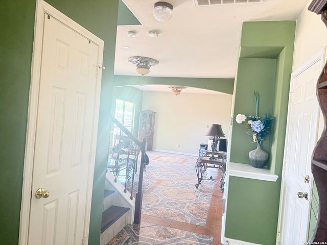 21750 Thunder Basin, San Antonio, TX 78261