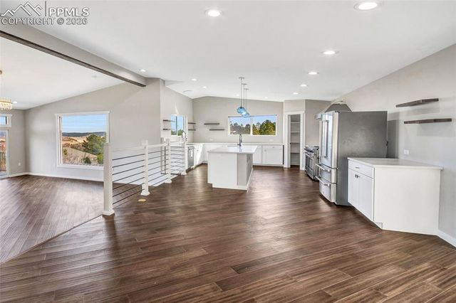 6943 Fox Circle, Larkspur, CO 80118