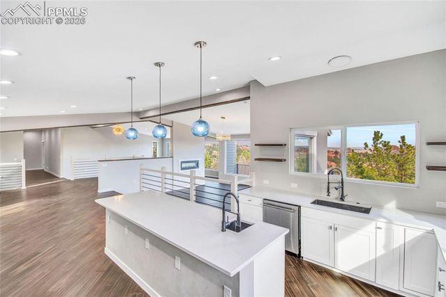 6943 Fox Circle, Larkspur, CO 80118