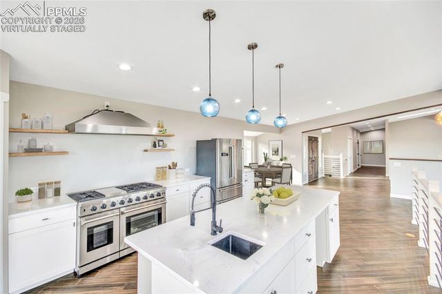 6943 Fox Circle, Larkspur, CO 80118