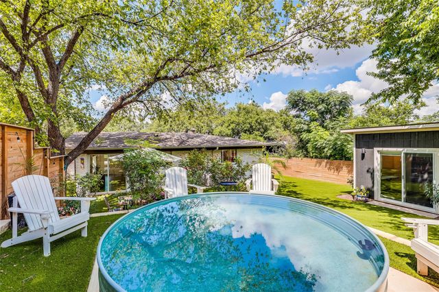 1120 Gillespie PL 2, Austin, TX 78704