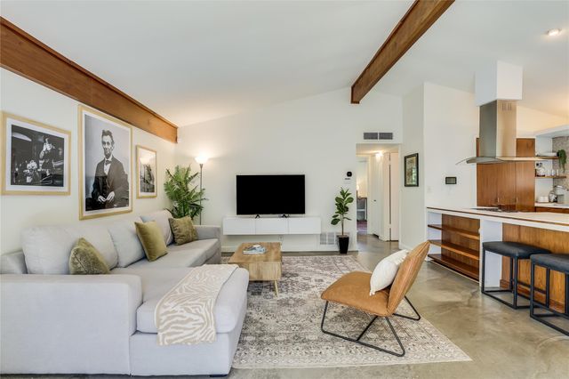 1120 Gillespie PL 2, Austin, TX 78704