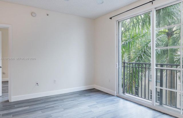 533 NE 3rd Ave 435, Fort Lauderdale, FL 33301