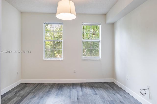 533 NE 3rd Ave 435, Fort Lauderdale, FL 33301