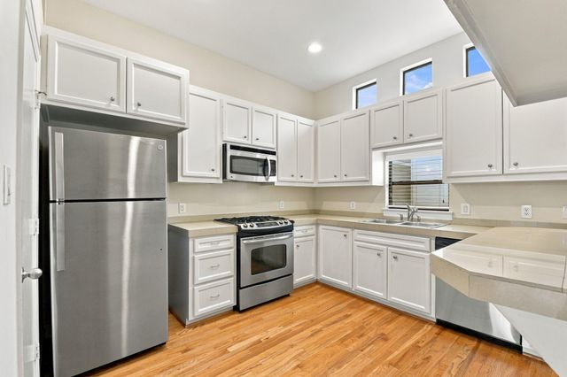648 Westcross Street 805, Houston, TX 77018