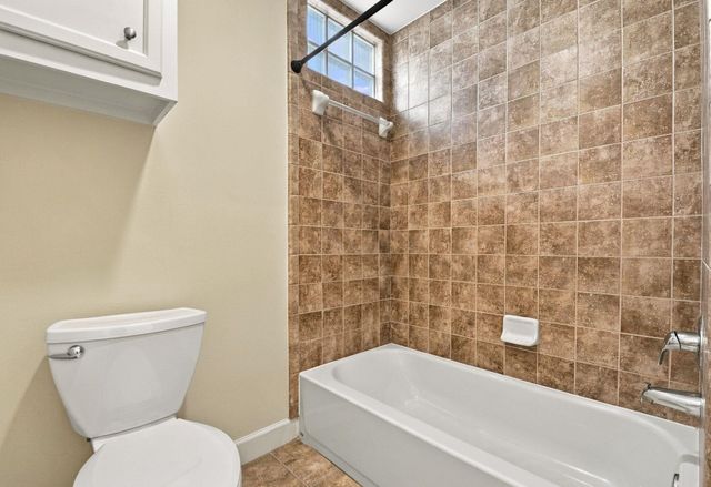 648 Westcross Street 805, Houston, TX 77018