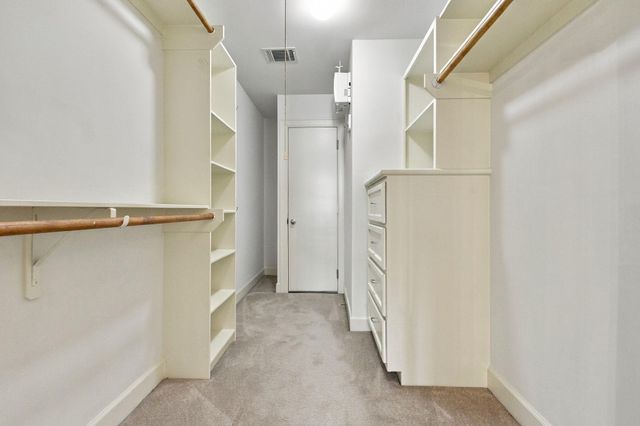648 Westcross Street 805, Houston, TX 77018