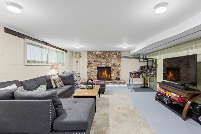 3519 Peoria Street, Steger, IL 60475