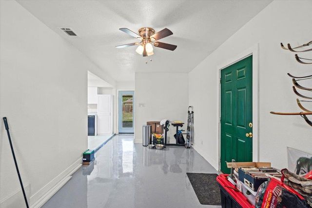 1115 Sycamore ST, San Marcos, TX 78666