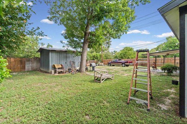 1115 Sycamore ST, San Marcos, TX 78666