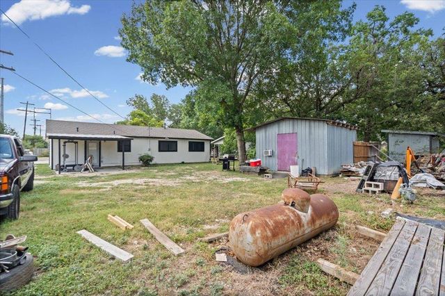 1115 Sycamore ST, San Marcos, TX 78666