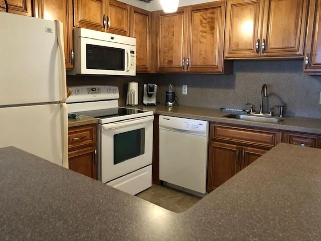 246 Brittany F 246, Delray Beach, FL 33446