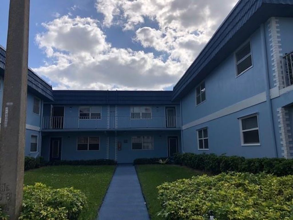 Image 12 of property listing at 246 Brittany F 246, Delray Beach, FL 33446