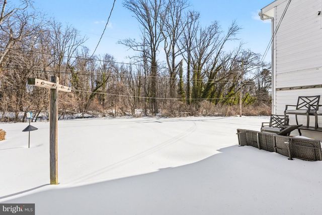 5 FARWELL CT, Nottingham, MD 21236