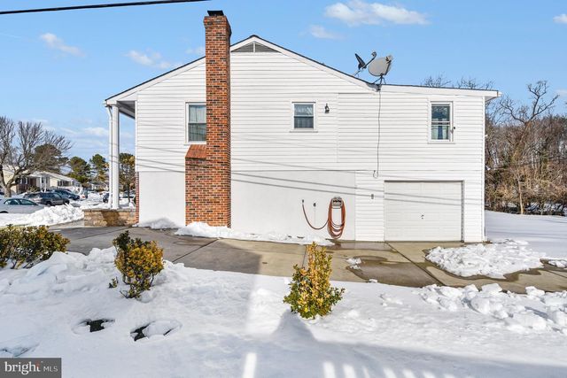 5 FARWELL CT, Nottingham, MD 21236