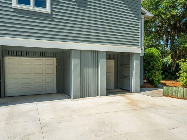 6199 Back Bay Drive, Isle Of Palms, SC 29451