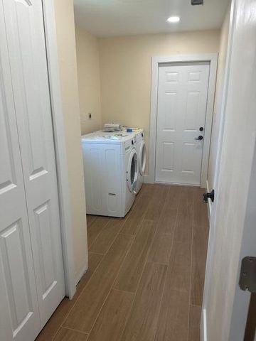 14040 Paddock Drive, Wellington, FL 33414