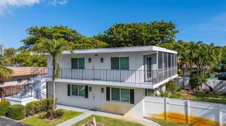 2182 NE 5th Circle, Boca Raton, FL 33431