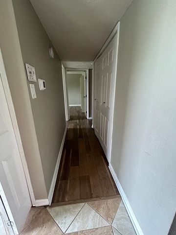 5584 Squires Drive, The Colony, TX 75056