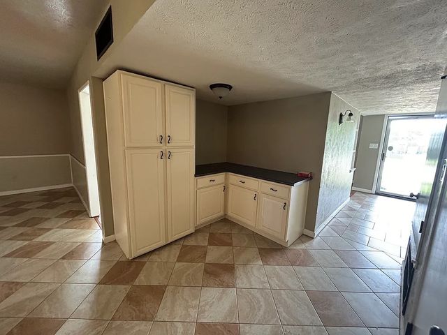 5584 Squires Drive, The Colony, TX 75056