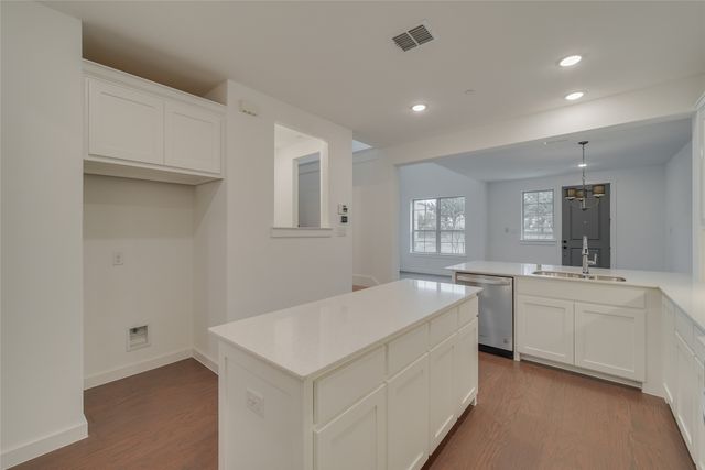 659 Trail Side Drive, Lewisville, TX 75067