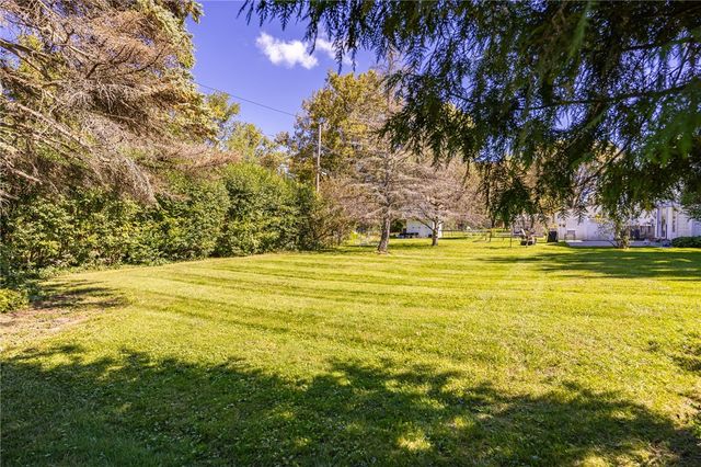 238 Cross Gates Road, Greece, NY 14606