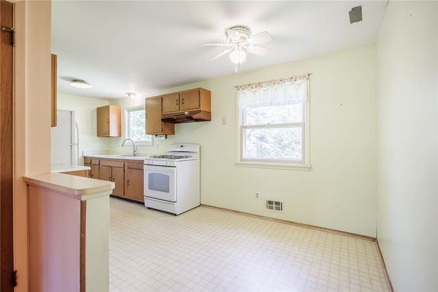 238 Cross Gates Road, Greece, NY 14606