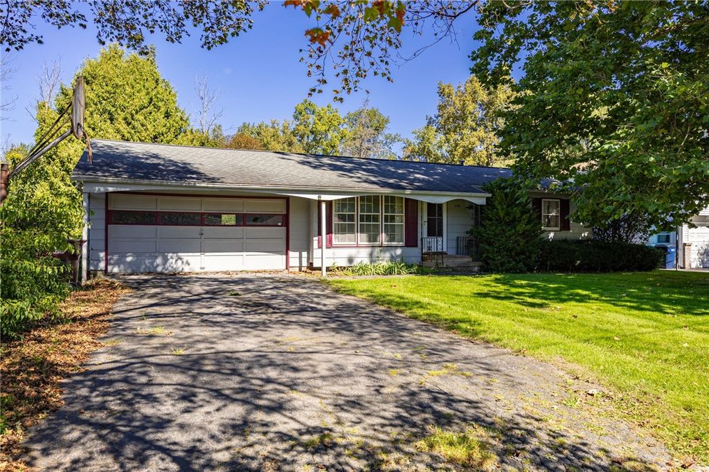 238 Cross Gates Road, Greece, NY 14606