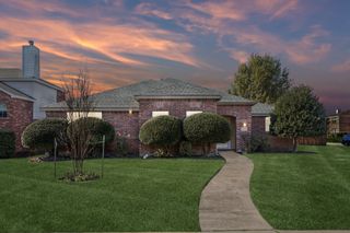 1421 Heather Ridge Drive, Lancaster, TX 75146