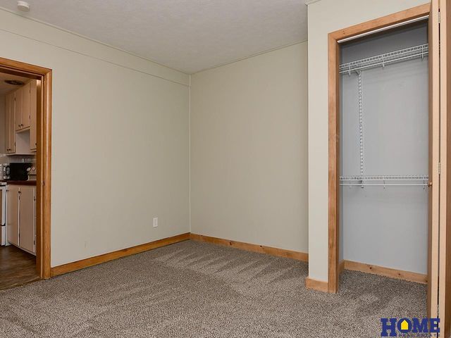 3824 Apple Street, Lincoln, NE 68503