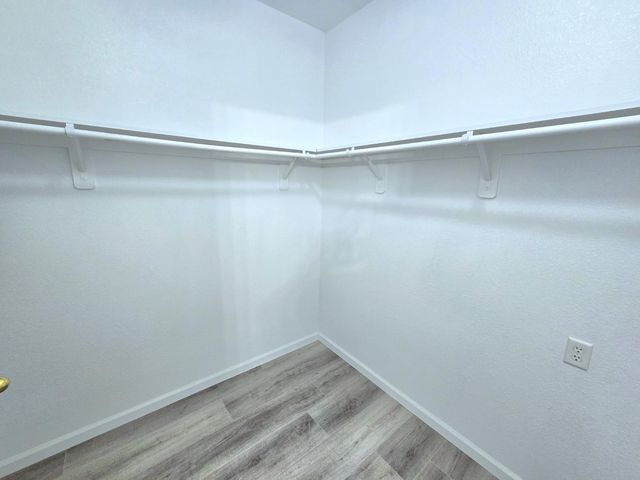 6517 E Amherst Avenue, Fresno, CA 93727