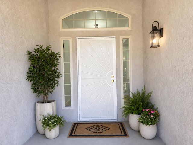 6517 E Amherst Avenue, Fresno, CA 93727