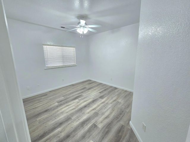 6517 E Amherst Avenue, Fresno, CA 93727