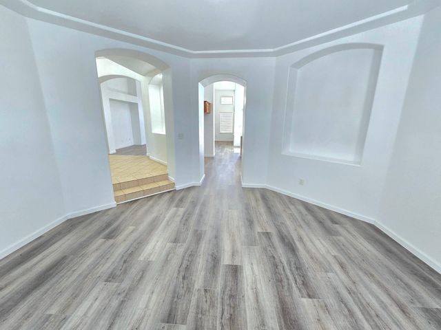 6517 E Amherst Avenue, Fresno, CA 93727