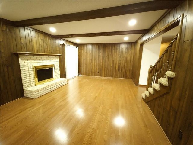 901 96th Terrace, Kansas City, MO 64155