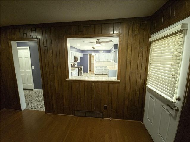 901 96th Terrace, Kansas City, MO 64155