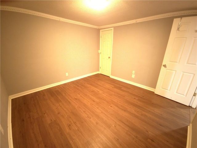 901 96th Terrace, Kansas City, MO 64155