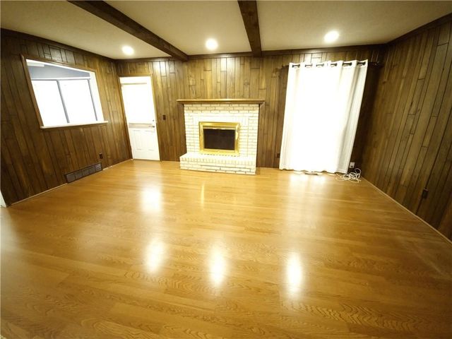 901 96th Terrace, Kansas City, MO 64155