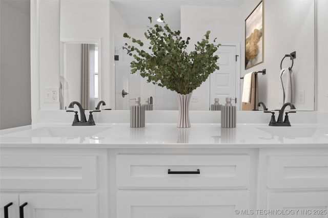 31112 E 65th Place S, Broken Arrow, OK 74014