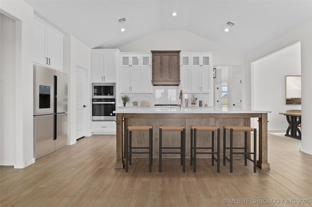 31112 E 65th Place S, Broken Arrow, OK 74014