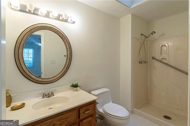 7123 Forest Lane, Union City, GA 30291