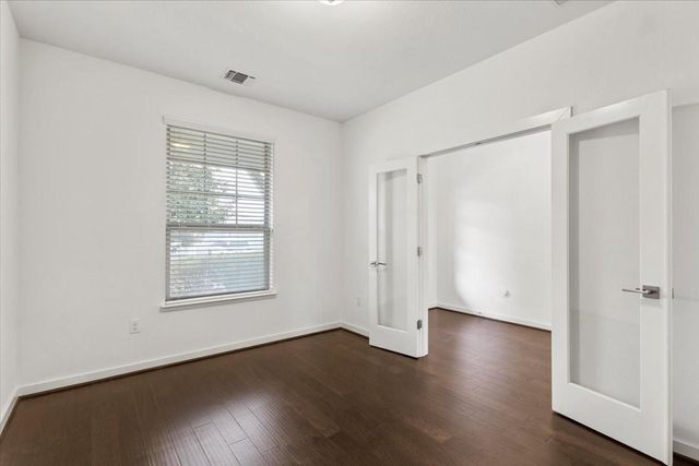 7200 Garnet Mill LN, Austin, TX 78744