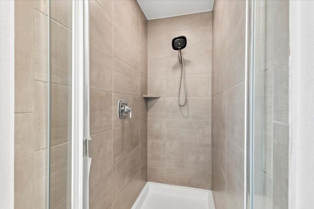 7200 Garnet Mill LN, Austin, TX 78744