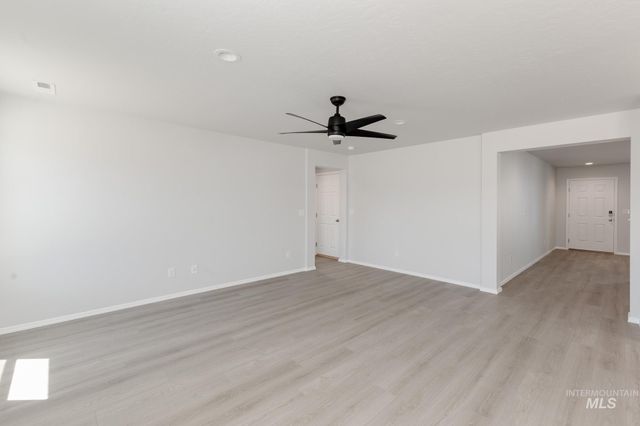 206 Marble Ave, Caldwell, ID 83605