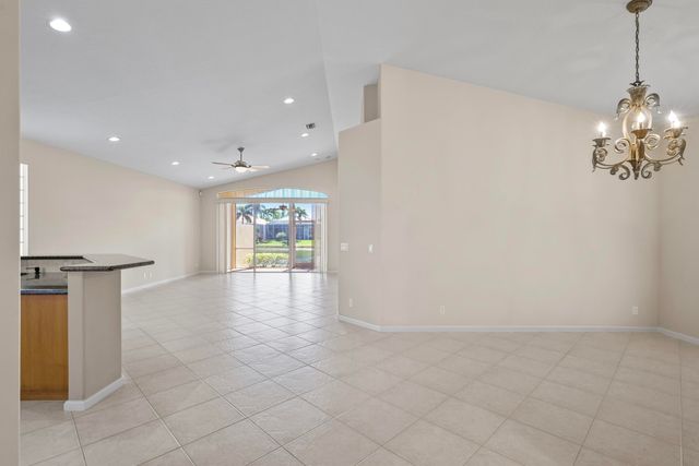 7086 Del Corso Lane, Delray Beach, FL 33446