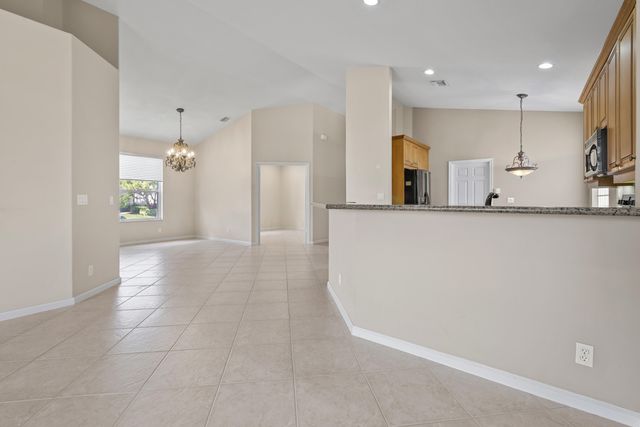 7086 Del Corso Lane, Delray Beach, FL 33446