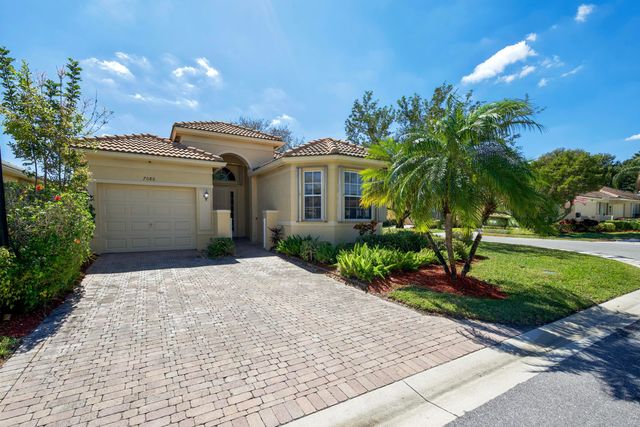 7086 Del Corso Lane, Delray Beach, FL 33446