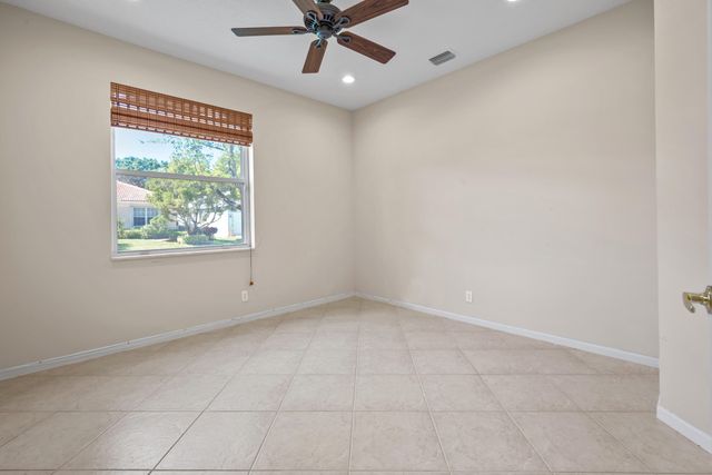 7086 Del Corso Lane, Delray Beach, FL 33446
